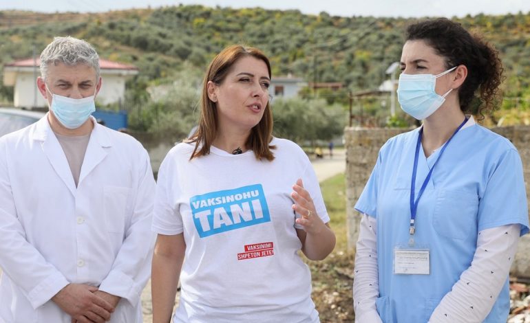 VAKSINIMI/ Manastirliu: Dimri është tek porta, edhe gripi stinor do të ketë një impakt. Duhet të reduktojmë rrezikun…
