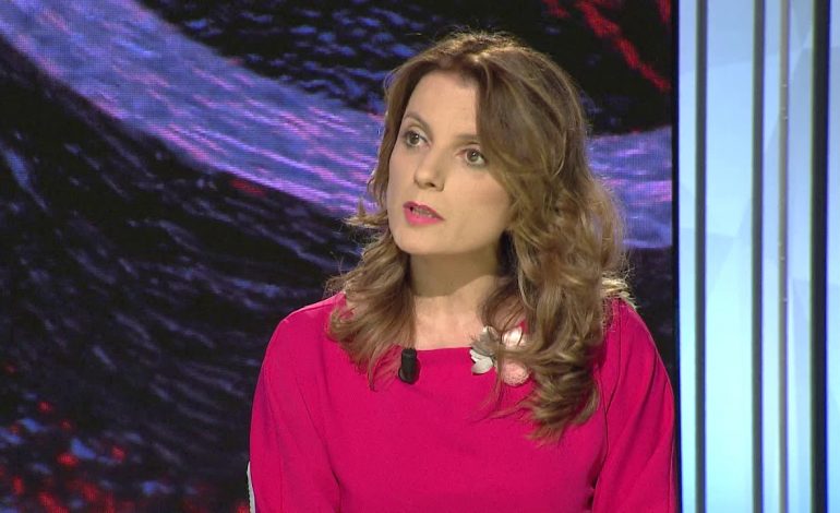 “ËSHTË EFEKTIVE…”/ Tomini shpjegon pse s’po njihet vaksina kineze: Kompania s’ka bërë asnjë…