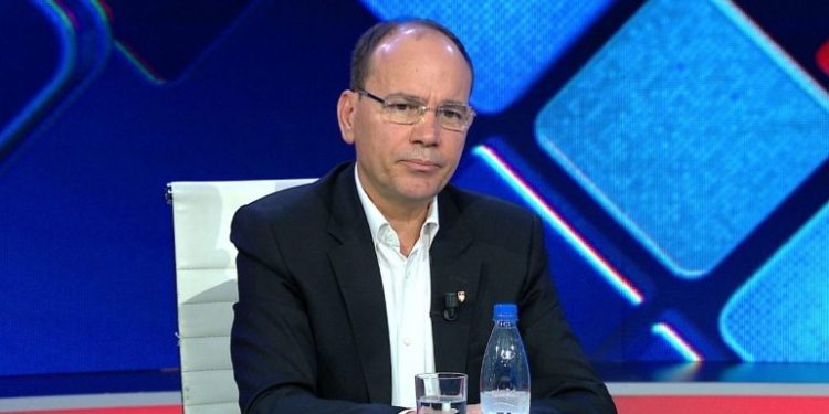KRITIKON BASHËN/ Bujar Nishani: PD është sot në krizë të madhe identiteti…