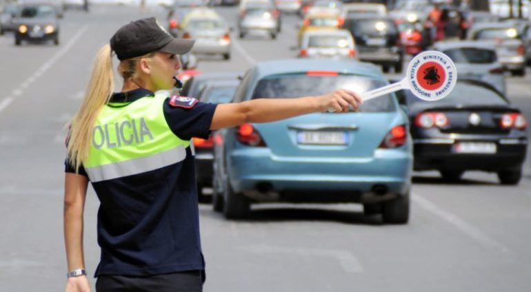 “LUMË” GJOBASH NDAJ DREJTUESVE/ 3.1 milionë masa në 8 muaj, aksidentet rrugore mbeten shqetësuese