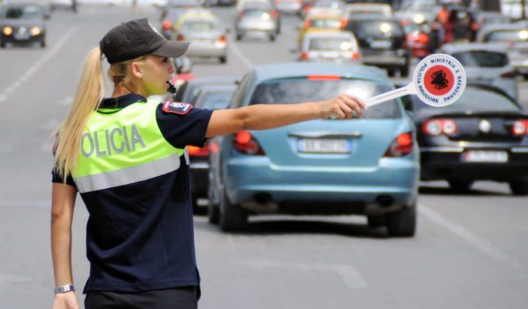 POLICËT DO TRAJNOHEN NGA PSIKOLOGËT/ Pandemia dhe procesi i Vetting-ut ndikoi në rritjen e stresit në punë