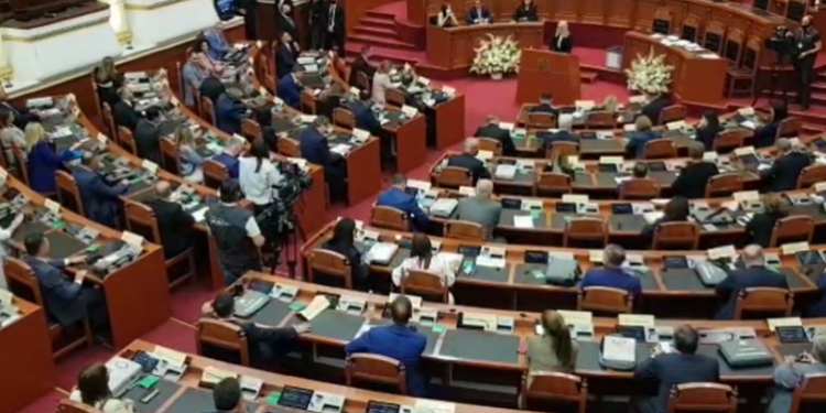 RENDI I DITËS/ Nesër mblidhet për herë të parë Komisioni Hetimor për 25 Prillin