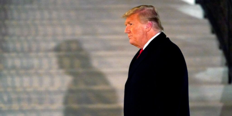 KRIJON PLATFORMËN E TIJ TË RRJETEVE SOCIALE/ Trump: S’mund t’i kyçet goja presidentit tuaj të preferuar