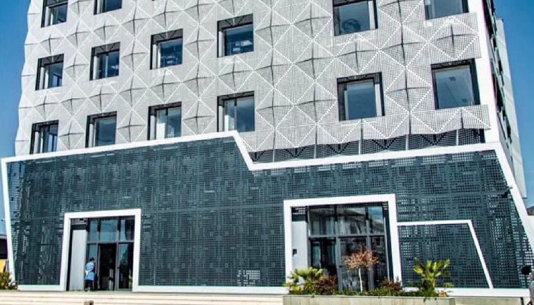 TRANSFORMIM RRËNJËSOR/ Rama publikon pamjen e re që ka marrë DPSHTR Laç: 111.000 shërbime në vit për…