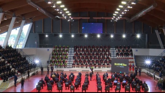 PROJEKTBUXHETI 2022/ Rama në aktivitetin me Policinë e Shtetit për të prezantuar projektet për uniformat blu