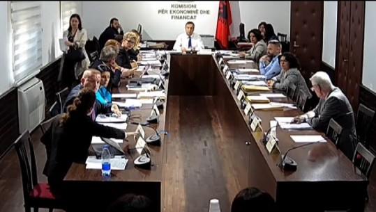 PD KUNDËR/ Miratohet në parim projekti buxheti 2022 dhe paketa fiskale me votat e mazhorancës