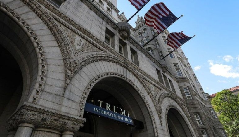 HUMBI 70 MILIONË DOLLARË GJATË PRESIDENCËS/ Trump shet hotelin në Uashington