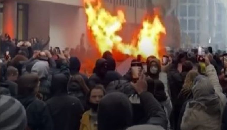 COVID-19/ Pavarësisht protestave, Austria hyn sot në lockdown të përgjithshëm