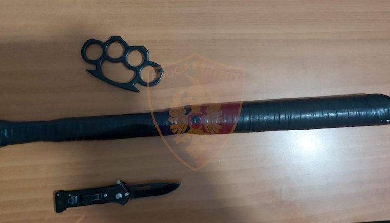 LËVIZTE ME MAKINË LUKSOZE, THIKË, DOREZA E SHKOP BEJSBOLLI/ Arrestohet 18-vjeçari në Elbasan