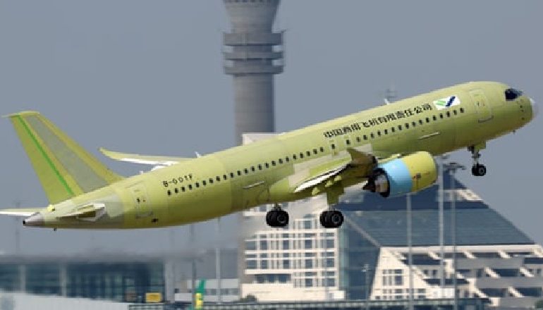 REGJISTROHEN TRE RASTE/ Shanghai pezullon fluturimet dhe mbyll shkollat, vijojnë politikat “Zero-COVID”