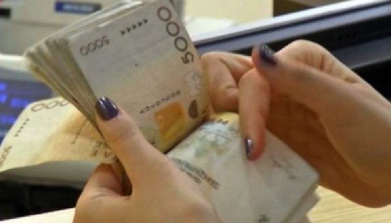 KUHS HUMBI E KUSH FITOI ME PAKETËN E RE FISKALE/ Taksat, akciza dhe tatimi mbi pagat, çfarë u ndryshua