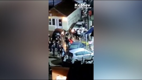 PLAS KEQ NË MITROVICË/ Sherr masiv dhe të shtëna armësh, ja PAMJET