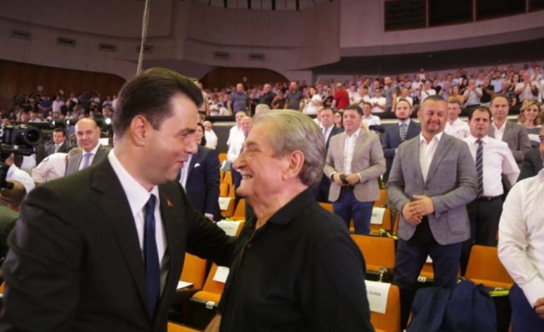 FATI I LULZIM BASHËS NË PD? Berisha: Më 11 dhjetor e ka vetë në dorë se çfarë do bëjë kur ta shkarkojmë