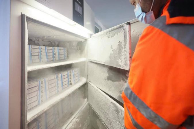 MBËRRIJNË 74.880 DOZA “PFIZER”/ Manastirliu: Të vendosur të çojmë deri në fund planin kombëtar të vaksinimit