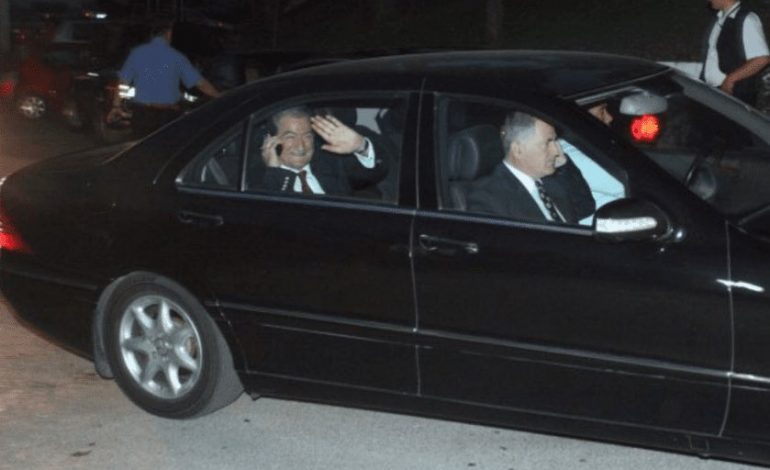 AKSIDENT MASIV NË LEZHË/ Dyshohet se është përfshirë edhe makina e eskortës Sali Berishës (VIDEO)