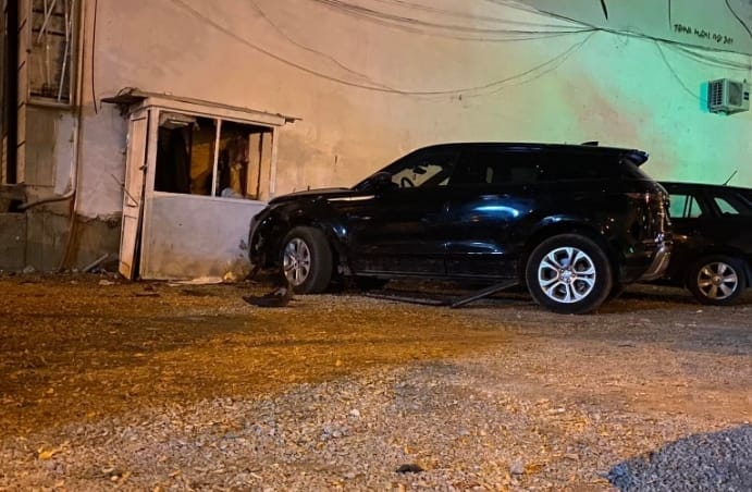 I VENDOSET LËNDË PLASËSE MAKINËS SË NOTERES NË TIRANË/ Detajet e para nga ngjarja (EMRI+FOTO)