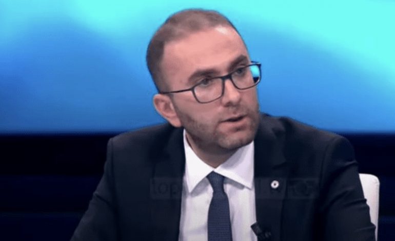 DENONCIMI I Gaz Bardhit: Bandat i thërrasin njerëzit në zyrë private dhe i detyrojnë…