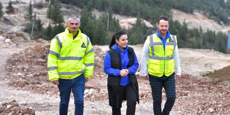 AKSI ORIKUM-DUKAT/ Balluku inspekton punimet : Synojmë përfundimin e gjerdanit infrastrukturor brenda 3 vitesh