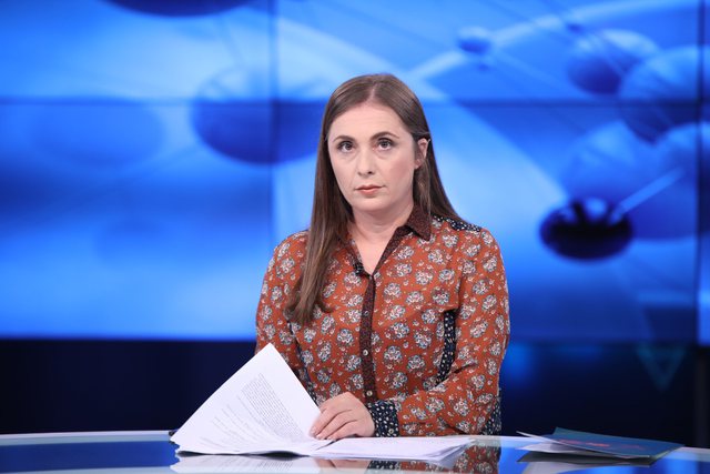 “FALE SE KA QËNË I LODHUR”/ Anila Hoxha tregon telefonatën e babait: Gazetarët do jenë aty dhe për policët