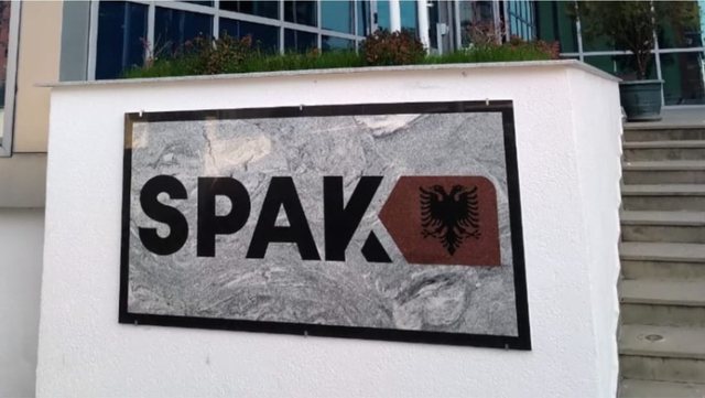 SPAK SEKUESTRON 18 MILIONË EURO/ Dy të arrestuar, zbardhet skema e pastrimit të parave (EMRAT)