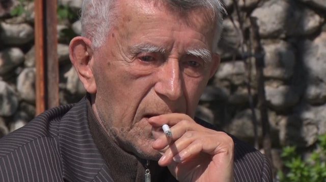 E TRISHTË/ Ndahet nga jeta dramaturgu e shkrimtari i njohur, Fadil Kraja