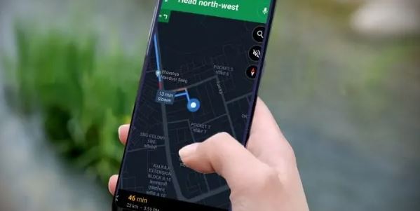NDIQNI UDHËZIMET/ Google Maps lançon Dark Mode për iOS