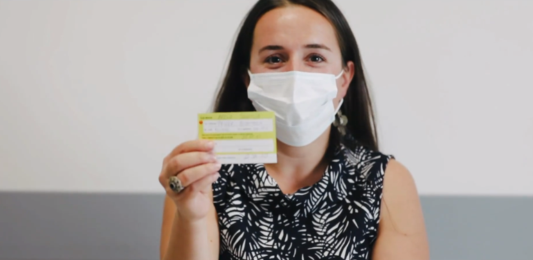 “VAKSINOHUNI…”/ Rama apel qytetarëve: Mund të mbeteni jashtë mjediseve publike (VIDEO)