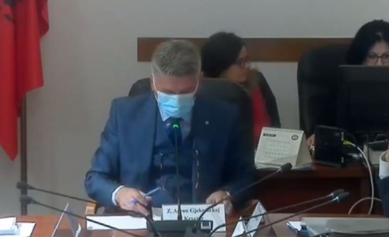 DEBATE TE EDUKIMI/ Gjekmarkaj harron emrin e relatores së PS