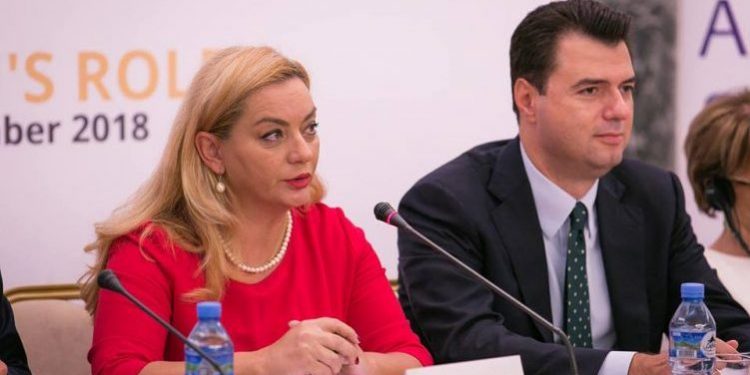 SULMON BASHËN/ Albana Vokshi: Na preve në besë. Na grabite faqen zyrtare të…