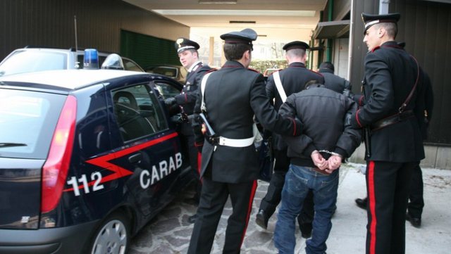 E PËSON KEQ SHQIPTARI/ Po dorëzonte kokainën, ja si ra në grackën e policisë italiane