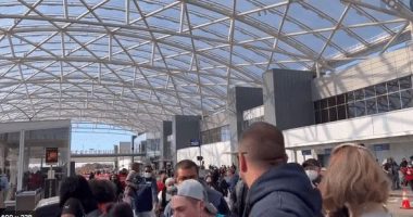 PANIK NË AEROPORTIN E ATLANTËS/ Një pasagjeri i gjendet armë, arrin të arratiset