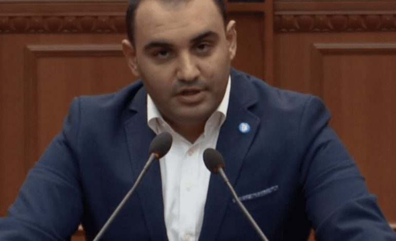 E BUJSHME/ FRPD del zyrtarisht kundër Lulzim Bashës: Nuk e njohim procesin e zgjedhjeve në Forumin Rinor
