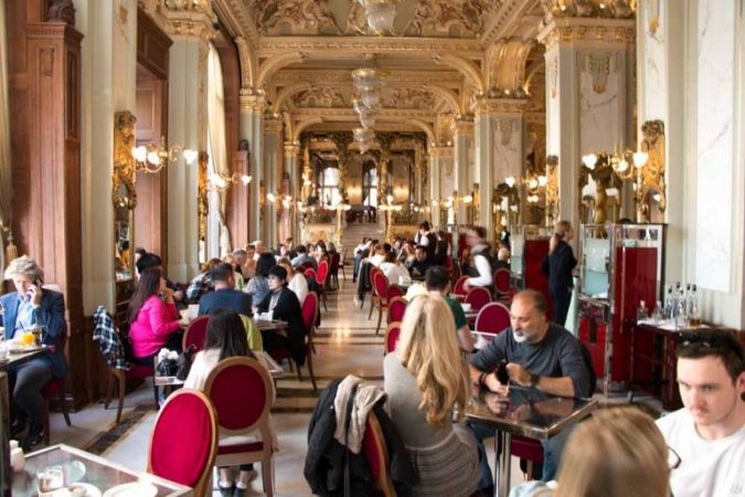 ÇUDIA/ Në Budapest mund të pish një kafe 700… dollarë?!