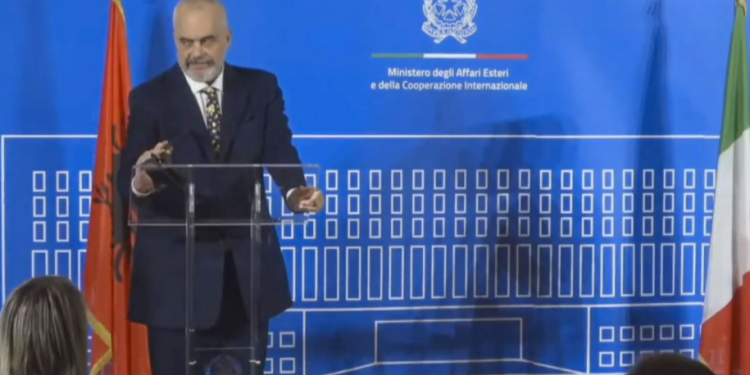 BATUTA e Ramës: Shpresoj që ambasadori italian të mos e lërë Shqipërinë pa marrë pasaportën shqiptare siç bëri…