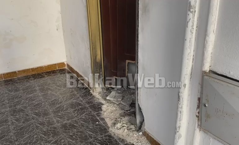 SHPËRTHIMI NË PALLATIN NË FIER/ Rrëfimi i banores: Ishte zhurmë e fortë, u trembëm shumë (VIDEO)