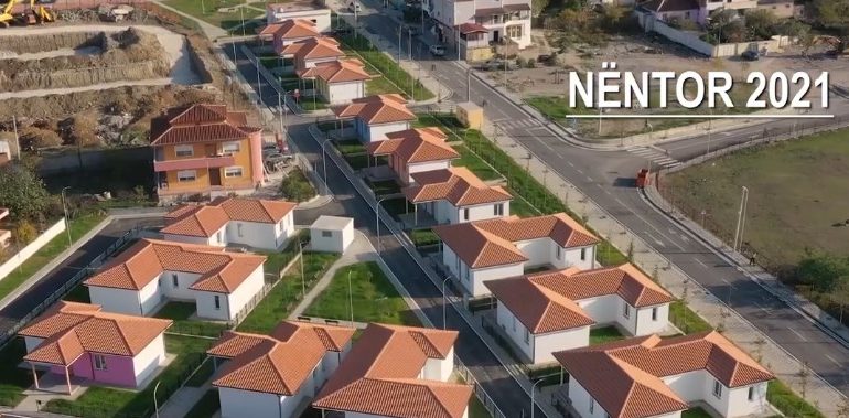 STREHIMI I FAMILJEVE TË PREKURA NGA TËRMETI/ Rama publikon PAMJET nga rezidenca e re në Vaqarr: Shëmbëlltyrë e solidaritetit shqiptar