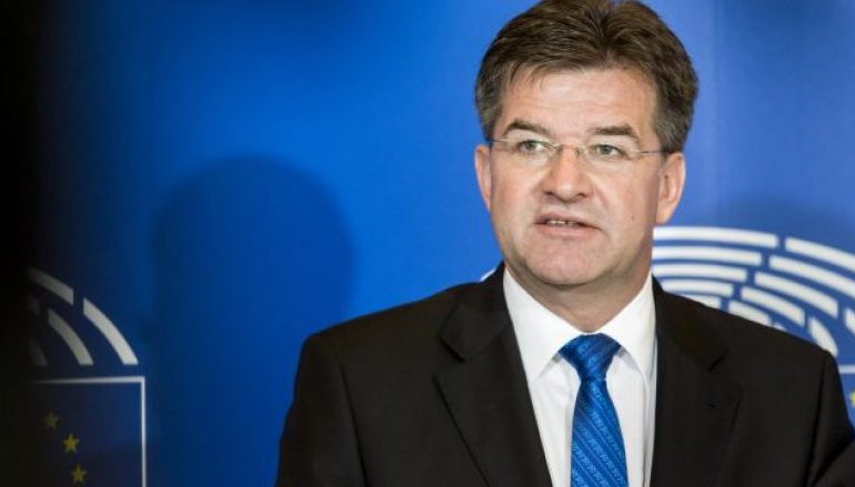 “DORËHEQJA E ZAEV NJË SINJAL I QARTË”/ Lajçak: BE duhet të nisë menjëherë bisedimet…