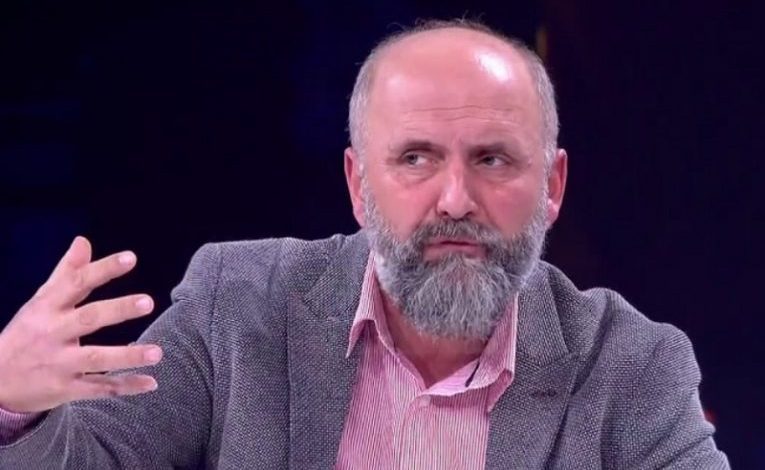 I HABIT TË GJITHË! Cako: Amerikanët rrëmbyen Lulzim Bashën në korrik, e mbajtën në bazën nëntokësore në Kroaci