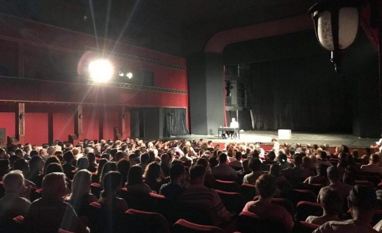 AKTORËT ME COVID/ Teatrit Kombëtar anulon 3 shfaqje: S’kemi dublantë…
