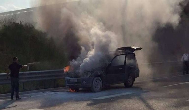 DETAJET/ Merr flakë makina në lëvizje tek “Kthesa e Kamzës”