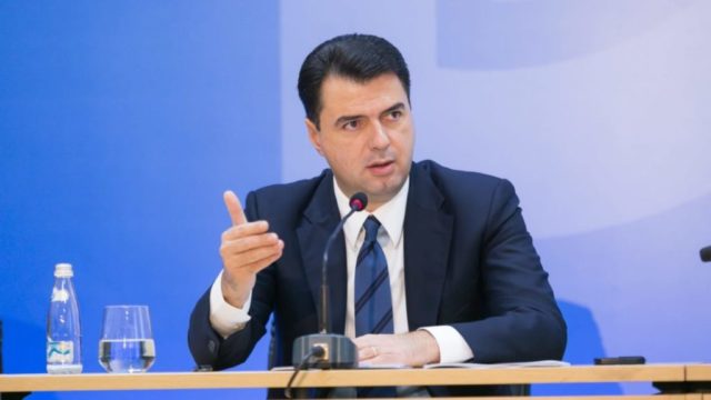 “BERISHA INJORON ÇDO INSTITUCION TË PARTISË”/ Basha: Halli i tij është ta kthejë PD në mburojë të vetën përballë SHBA