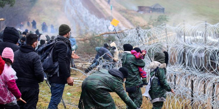KRIZA E REFUGJATËVE NË POLONI/ Çfarë masash mund të marrë BE-ja ndaj Lukashenkos?