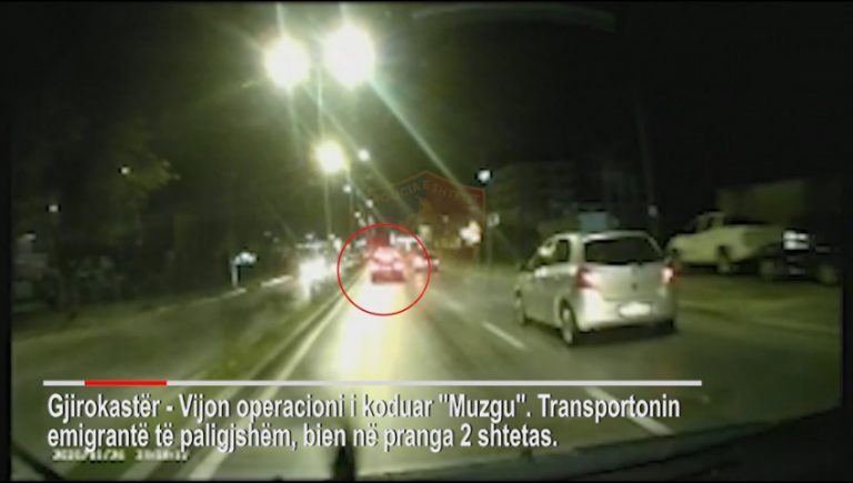 OPERACIONI “MUZGU”/ U kapën duke transportuar emigrantë në “Audi”, arrestohen dy të rinj në Gjirokastër