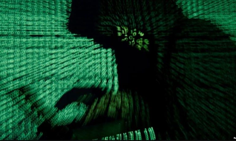 SULM KIBERNETIK/ Hakerët ndërhyjnë në postën elektronike të FBI-së, nisin mijëra email-e