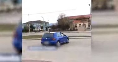 E PËSON I RIU NGA KOLONJA/ Një video duke shitur mend në makinë e merr më qafë, policia…