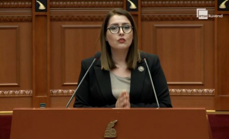 NGA BONUSI I BEBES TEK RRITJA E NDIHMËS EKONOMIKE/ Manastirliu: Zgjerohet mburoja sociale për shtresat më në nevojë
