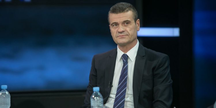 “PD NË NJË LUFTË CIVILE”/ Patozi: Ja cili mund të jetë shansi i vetëm i opozitës