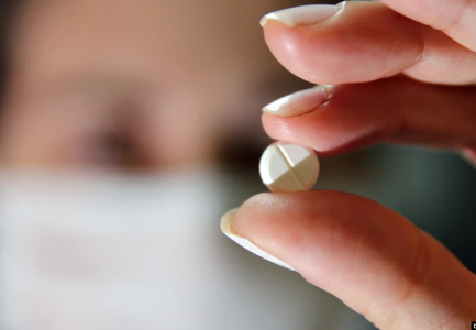 “ZVOGËLON ME 90% SHANSET E VDEKJES DHE…”/ Pfizer do të kërkojë miratim për pilulën kundër COVID-19