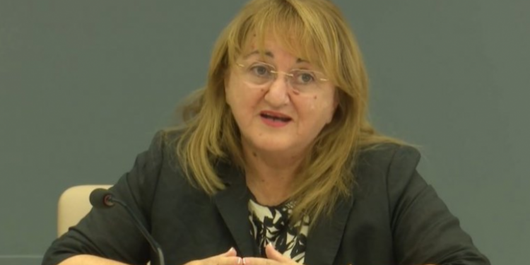 “GREEN PASS” NËSE RRITEN RASTET/ Rakacolli: Vendimi varet nga ecuria e pandemisë