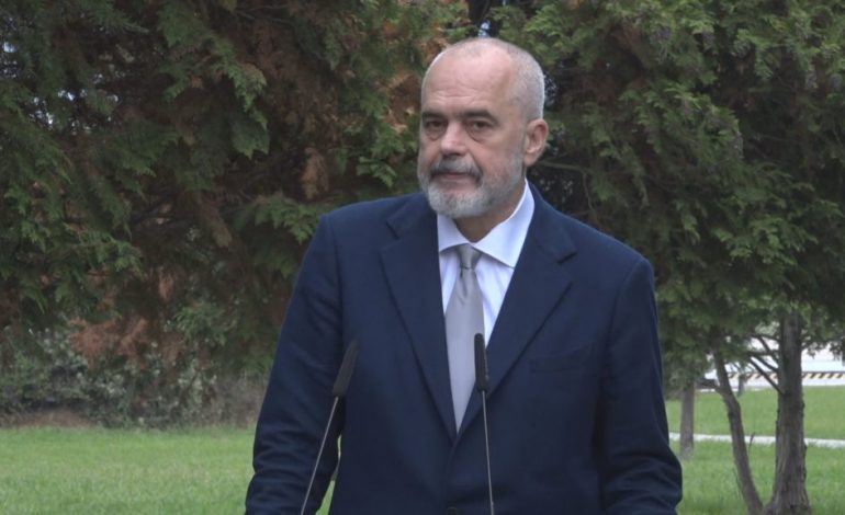 BUXHETI PËR SHENDETËSINË/ Edi Rama: Të sharat na bëhen shëndet, Mjekët po kthehen